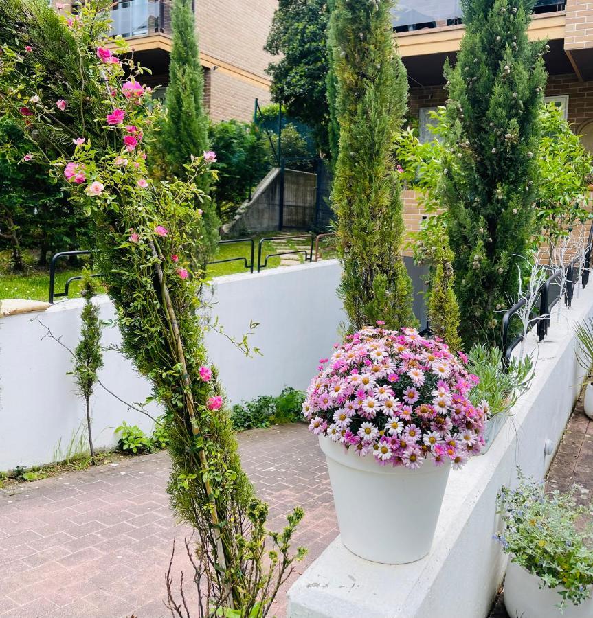 Estilosa Casa Golf Suites Gorraiz Екстериор снимка