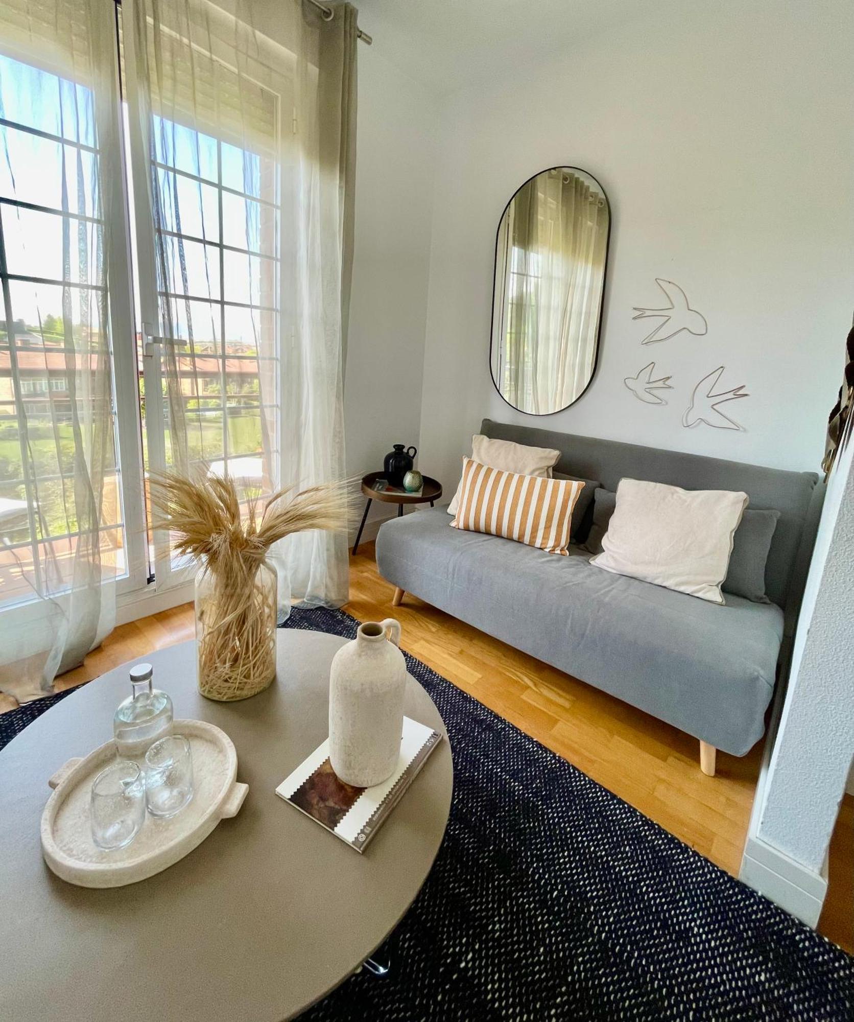 Estilosa Casa Golf Suites Gorraiz Екстериор снимка